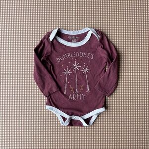 UNIVERSAL Dumbledore's Army Magic Wand Harry
Potter Infant Baby One Piece 12 mo